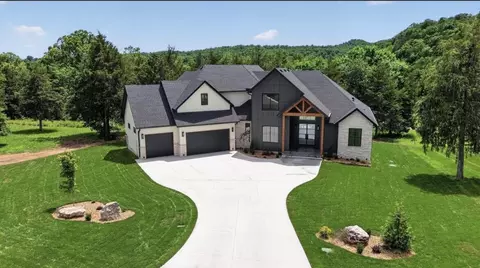 768 Seven Pines Dr, Saddlebrooke, MO 65630