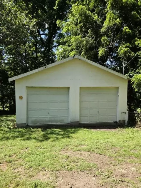 Other - 1007 Washington Ave, Crane, MO 65633 photo 3 of 5