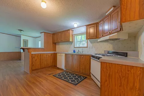 Kitchen - 22532 Packer Dr #2, Shell Knob, MO 65747 photo 2 of 3
