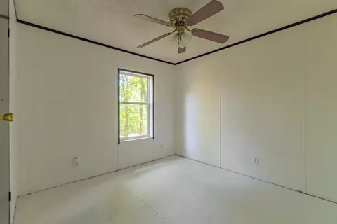 Bedroom - 22532 Packer Dr #2, Shell Knob, MO 65747 photo 4 of 4