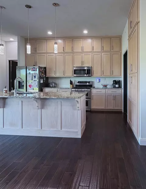 Kitchen - 866 State Highway Dd, Marshfield, MO 65706 photo 1 of 3