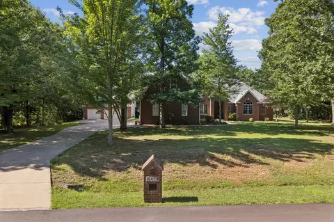4478 E Golden Oak Ln, Springfield, MO 65803