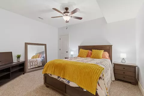 Bedroom - 833 State Route Am, Cabool, MO 65689 photo 2 of 4
