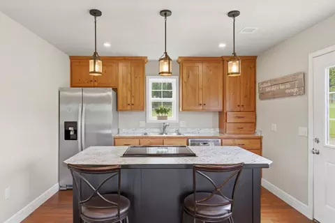 Kitchen - 833 State Route Am, Cabool, MO 65689 photo 4 of 4
