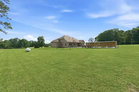 Exterior - 833 State Route Am, Cabool, MO 65689 photo 9 of 17