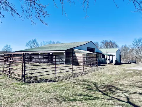 Exterior - 11 S Dade 203, Everton, MO 65646 photo 22 of 29