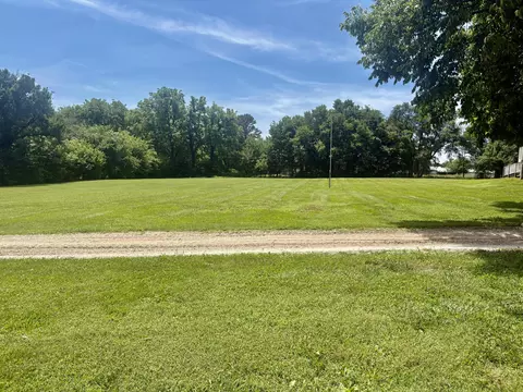Exterior - 11 S Dade 203, Everton, MO 65646 photo 8 of 29