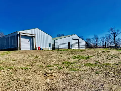 Exterior - 11 S Dade 203, Everton, MO 65646 photo 17 of 29