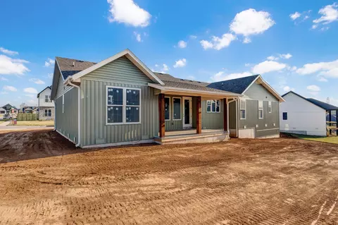 Exterior - 3048 W Teton Dr, Springfield, MO 65810 photo 2 of 2