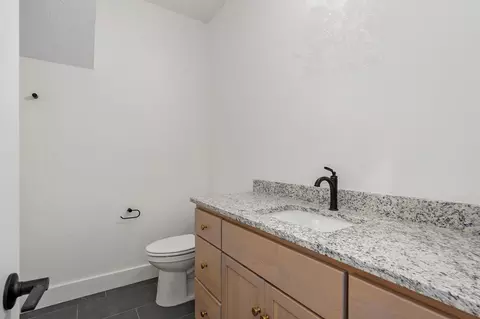 Bath - 3032 W Allen Dr, Springfield, MO 65810 photo 1 of 4