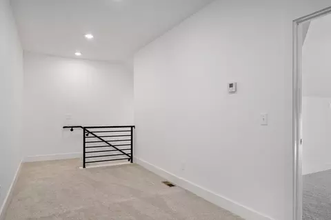 Entry Way - 3032 W Allen Dr, Springfield, MO 65810 photo 2 of 2
