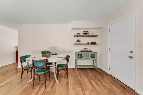 Entry Way - 5740 S Lakeview Ter, Springfield, MO 65810 photo 2 of 4