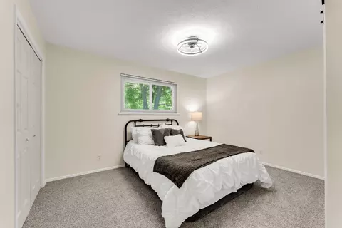 Bedroom - 5740 S Lakeview Ter, Springfield, MO 65810 photo 2 of 6