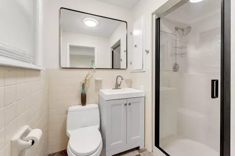 Bath - 5740 S Lakeview Ter, Springfield, MO 65810 photo 1 of 3