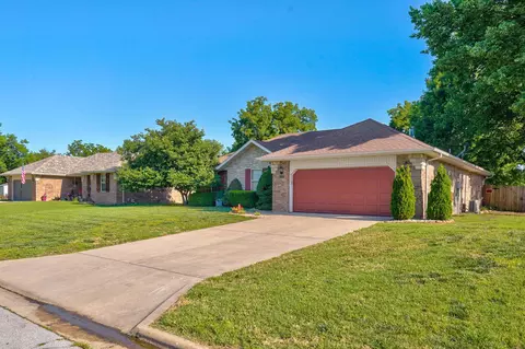 Exterior - 3407 W Vincent Dr, Springfield, MO 65810 photo 17 of 17