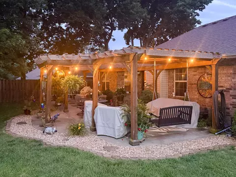 Exterior - 3407 W Vincent Dr, Springfield, MO 65810 photo 13 of 17
