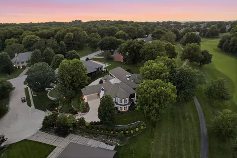 View/Area - 3711 E Castlebay Ct, Springfield, MO 65809 photo 5 of 9