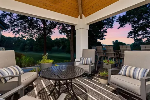 Exterior - 3711 E Castlebay Ct, Springfield, MO 65809 photo 16 of 24