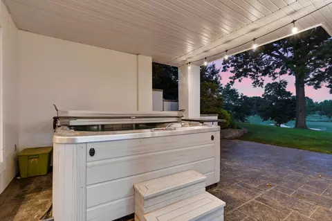 Exterior - 3711 E Castlebay Ct, Springfield, MO 65809 photo 19 of 24