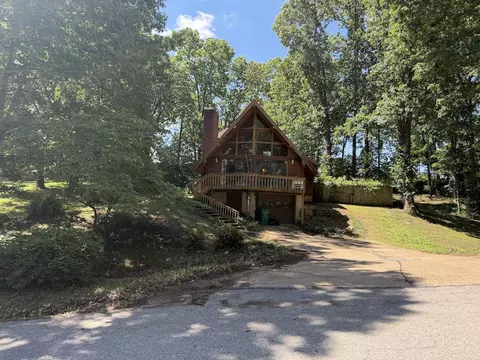 949 Maple St, Cabool, MO 65689