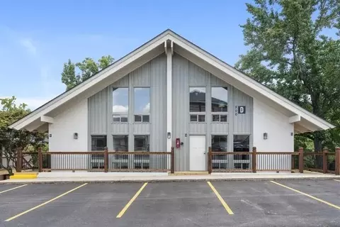 Exterior - 403 Veterans Blvd #D5, Branson, MO 65616 photo 1 of 12