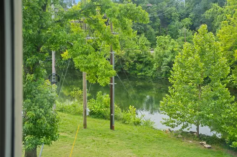 View/Area - 403 Veterans Blvd #D5, Branson, MO 65616 photo 3 of 5
