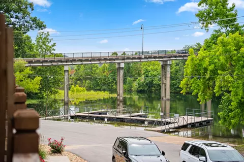 Exterior - 403 Veterans Blvd #D5, Branson, MO 65616 photo 7 of 12