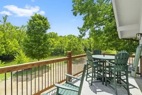 Exterior - 403 Veterans Blvd #D5, Branson, MO 65616 photo 5 of 12