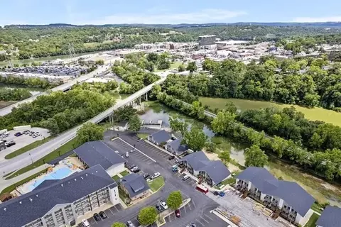 View/Area - 403 Veterans Blvd #D5, Branson, MO 65616 photo 5 of 5