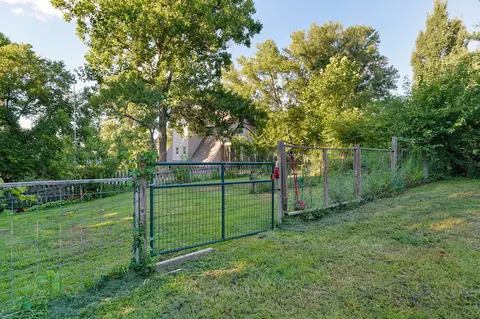 Exterior - 605 N 7th Ave, Ozark, MO 65721 photo 10 of 14