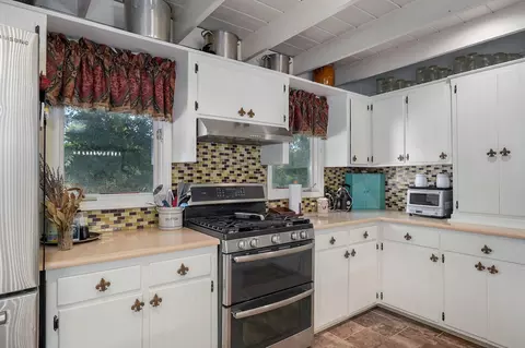 Kitchen - 605 N 7th Ave, Ozark, MO 65721 photo 3 of 3
