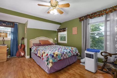 Bedroom - 605 N 7th Ave, Ozark, MO 65721 photo 5 of 8
