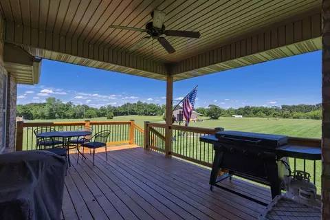 Exterior - 150 Southern Fields Cir, Clever, MO 65631 photo 5 of 8