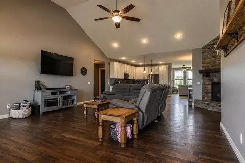 Other - 150 Southern Fields Cir, Clever, MO 65631 photo 1 of 9