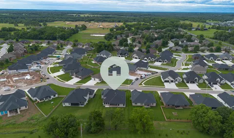 View/Area - 2105 N Silver Charm Ave, Springfield, MO 65802 photo 5 of 12