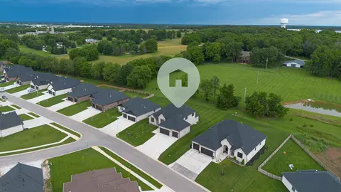 View/Area - 2105 N Silver Charm Ave, Springfield, MO 65802 photo 11 of 12
