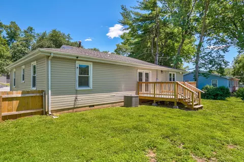 Exterior - 3057 S Parkview Ave, Springfield, MO 65804 photo 5 of 7