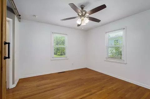 Bedroom - 3057 S Parkview Ave, Springfield, MO 65804 photo 1 of 4