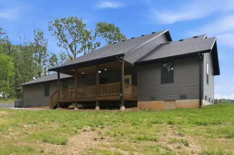 Exterior - 140 Boroughs St, Cabool, MO 65689 photo 6 of 8