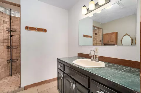 Bath - 30 Timeline Rd, Lampe, MO 65681 photo 1 of 3