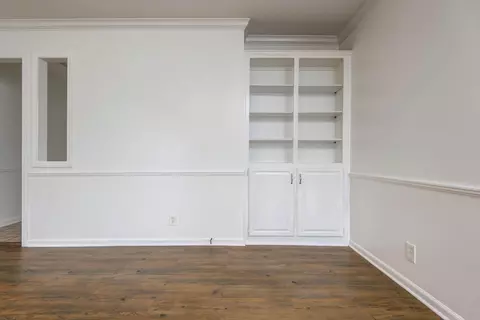 Living - 3840 S Cottage Ave, Springfield, MO 65807 photo 5 of 5