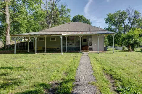 Exterior - 150 Elm St, Republic, MO 65738 photo 4 of 9