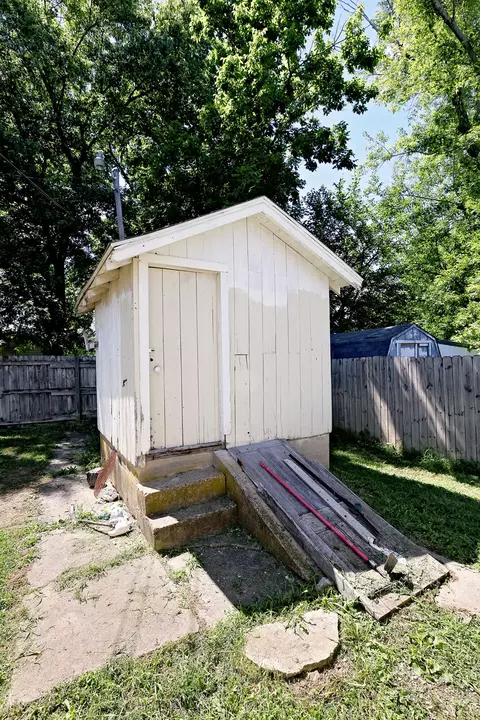 Other - 405 N Clay St, Marshfield, MO 65706 photo 3 of 3
