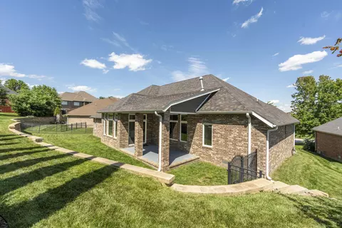 Exterior - 5907 S Audrey Ct, Springfield, MO 65804 photo 9 of 10