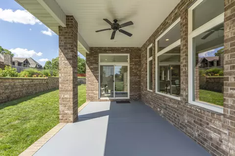 Exterior - 5907 S Audrey Ct, Springfield, MO 65804 photo 4 of 10