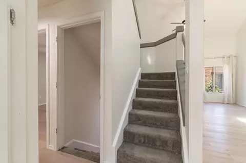 Entry Way - 3440 S Delaware Ave #159, Springfield, MO 65804 photo 3 of 4