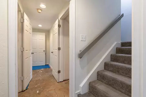 Entry Way - 3440 S Delaware Ave #159, Springfield, MO 65804 photo 4 of 4