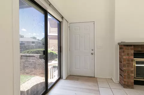 Entry Way - 3440 S Delaware Ave #159, Springfield, MO 65804 photo 1 of 4