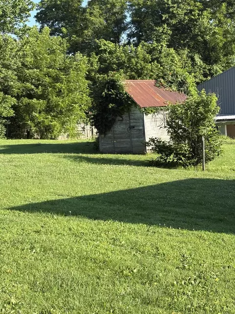 Exterior - 505 State Highway D, Crane, MO 65633 photo 5 of 8