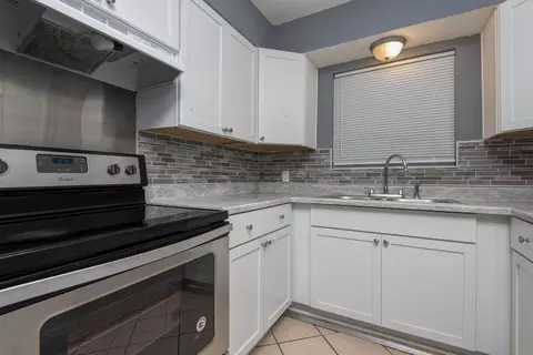 Kitchen - 1105 Edgewood St, Springfield, MO 65807 photo 2 of 2